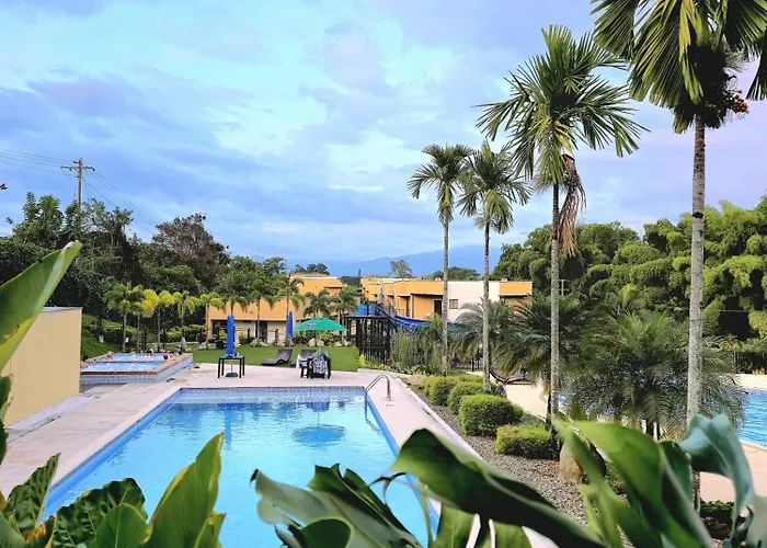 Apartamento Privado Vacacional A 5M Del Aeropuerto, 20 Minutos Del Parque Del Cafe Y Centro De Armenia Con 4 Piscinas, 3 Jacuzzi, Sauna By Molca Xperiences 2H