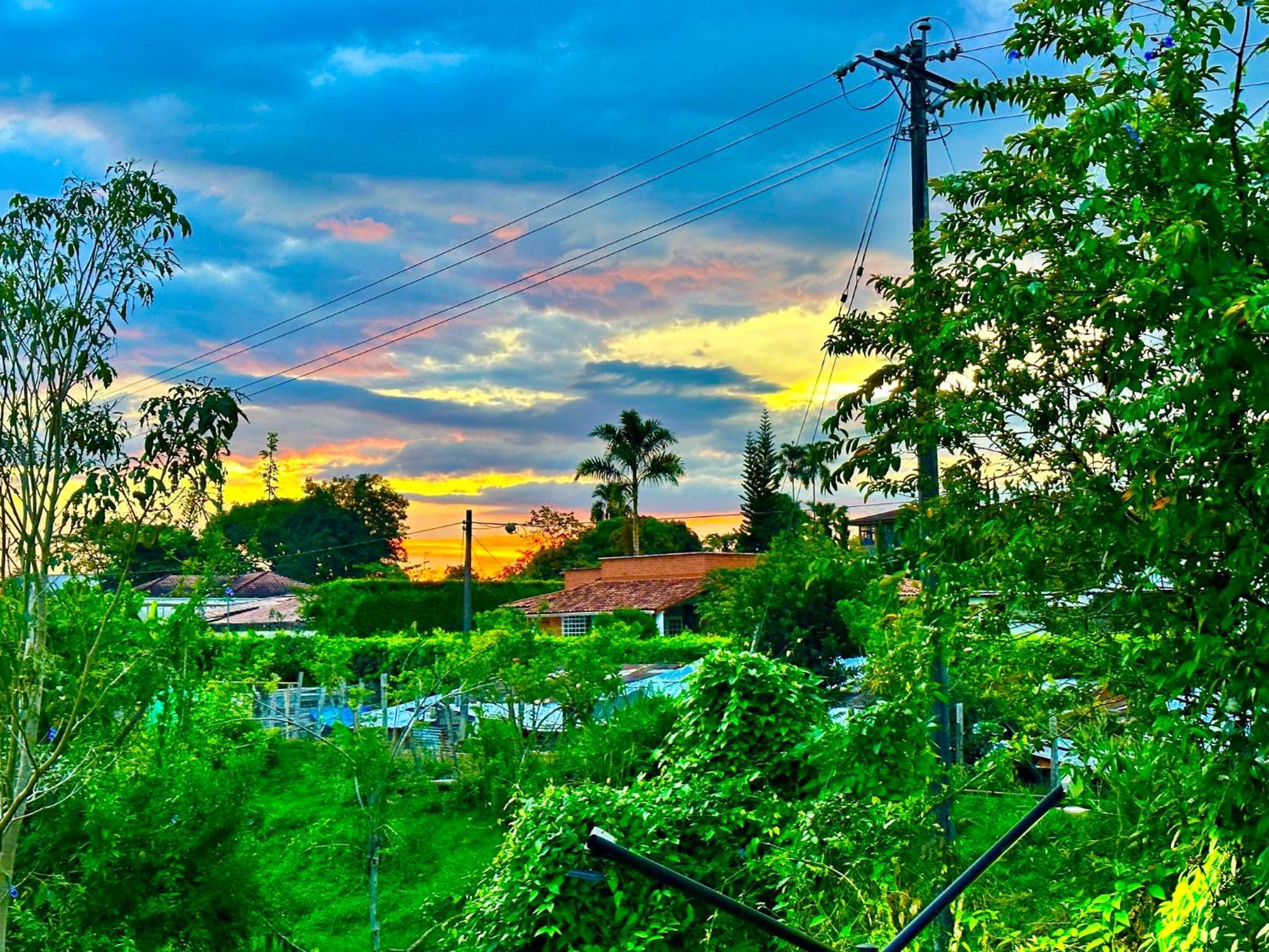 Appartement Privado Vacacional A 5m Del Aeropuerto, 20 Minutos Del Parque Del Cafe Y Centro De Con 4 Piscinas, 3 Jacuzzi, Sauna By Molca Xperiences 2h Armenia (Quindio)