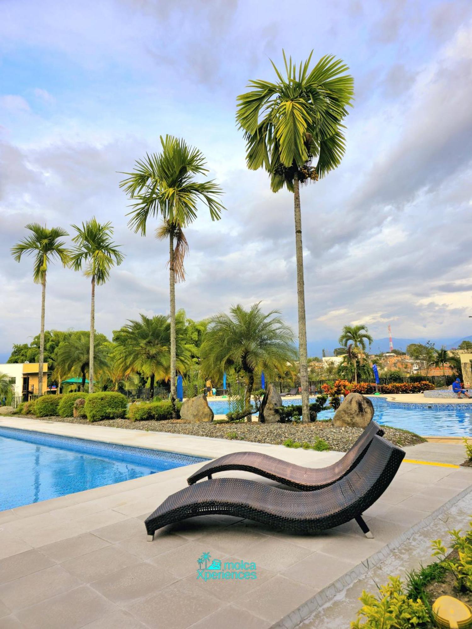 Appartement Privado Vacacional A 5m Del Aeropuerto, 20 Minutos Del Parque Del Cafe Y Centro De Con 4 Piscinas, 3 Jacuzzi, Sauna By Molca Xperiences 2h Armenia (Quindio)