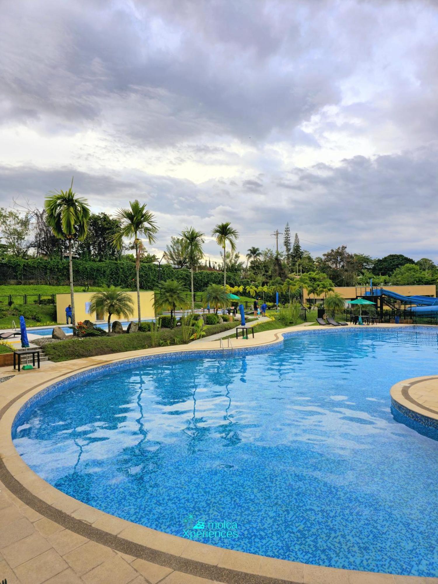 Privado Vacacional A 5m Del Aeropuerto, 20 Minutos Del Parque Del Cafe Y Centro De Con 4 Piscinas, 3 Jacuzzi, Sauna By Molca Xperiences 2h *