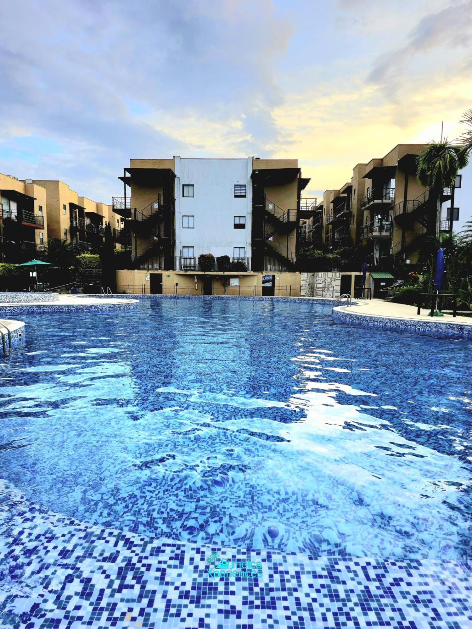 Privado Vacacional A 5m Del Aeropuerto, 20 Minutos Del Parque Del Cafe Y Centro De Con 4 Piscinas, 3 Jacuzzi, Sauna By Molca Xperiences 2h *