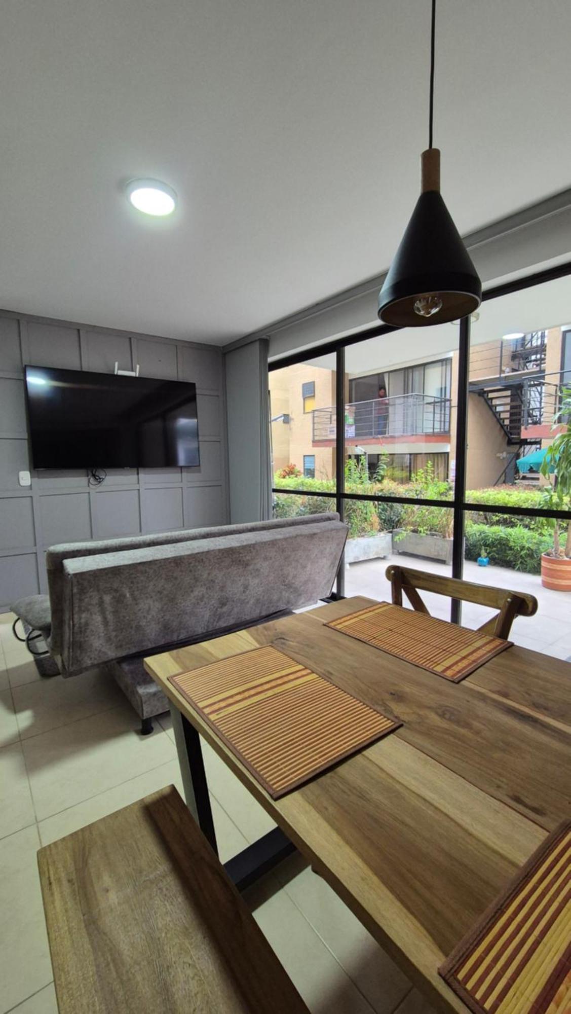 Appartement Privado Vacacional A 5m Del Aeropuerto, 20 Minutos Del Parque Del Cafe Y Centro De Con 4 Piscinas, 3 Jacuzzi, Sauna By Molca Xperiences 2h Armenia (Quindio)