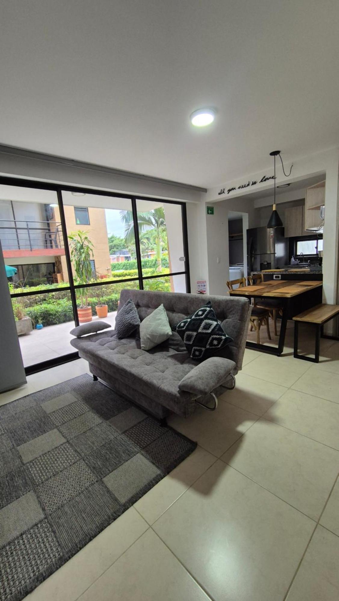 Privado Vacacional A 5m Del Aeropuerto, 20 Minutos Del Parque Del Cafe Y Centro De Con 4 Piscinas, 3 Jacuzzi, Sauna By Molca Xperiences 2h * Armenia (Quindio)