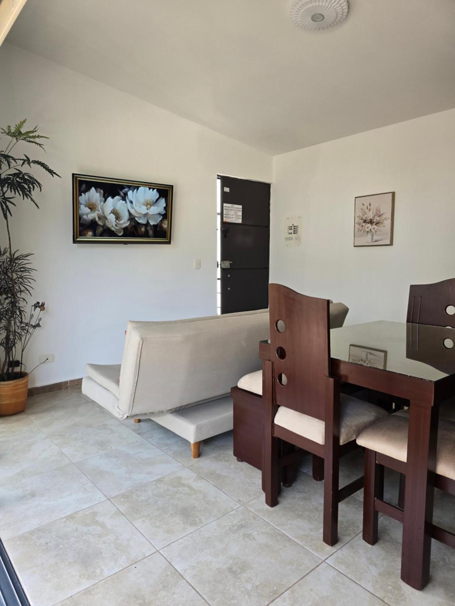 Privado Vacacional A 5m Del Aeropuerto, 20 Minutos Del Parque Del Cafe Y Centro De Con 4 Piscinas, 3 Jacuzzi, Sauna By Molca Xperiences 2h * Armenia (Quindio)
