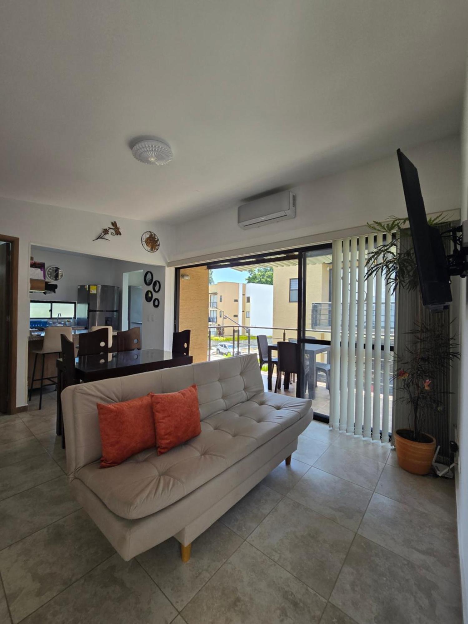 Privado Vacacional A 5m Del Aeropuerto, 20 Minutos Del Parque Del Cafe Y Centro De Con 4 Piscinas, 3 Jacuzzi, Sauna By Molca Xperiences 2h