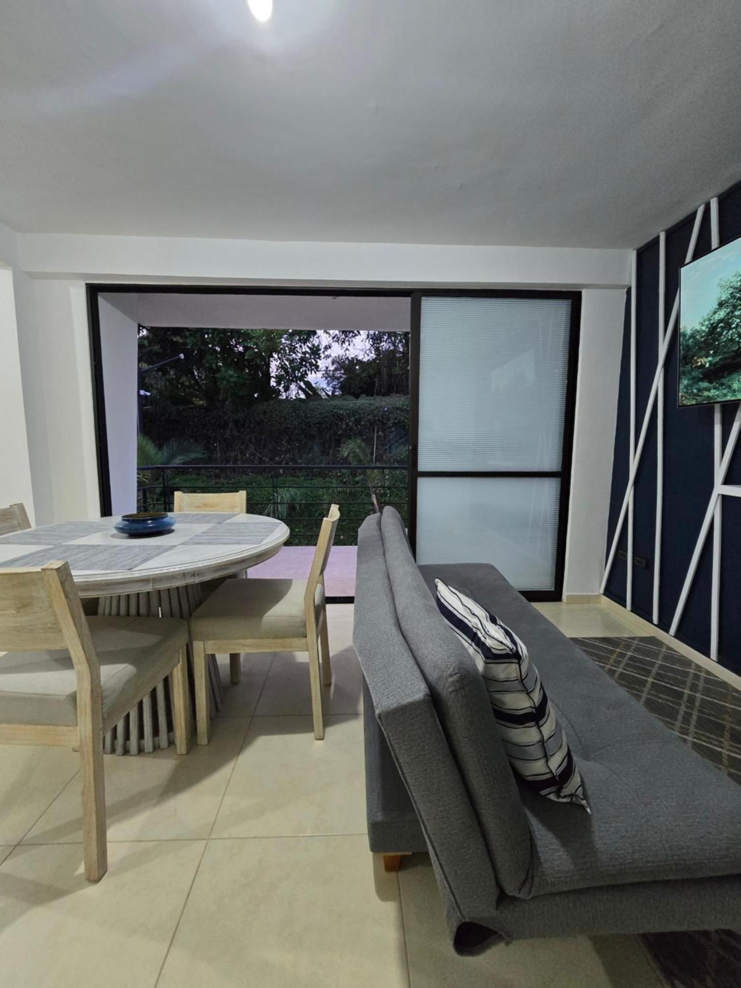 Appartement Privado Vacacional A 5m Del Aeropuerto, 20 Minutos Del Parque Del Cafe Y Centro De Con 4 Piscinas, 3 Jacuzzi, Sauna By Molca Xperiences 2h